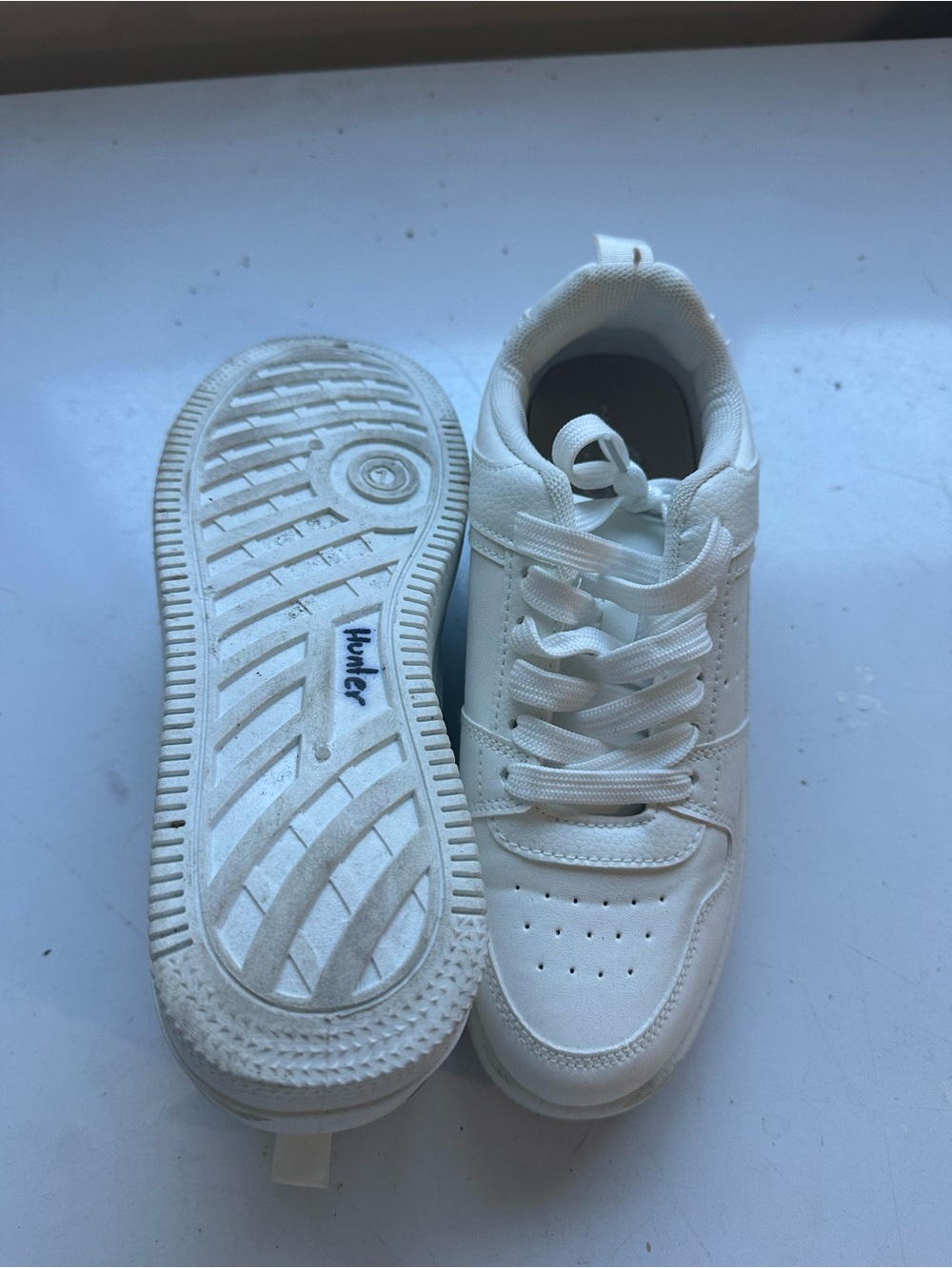 Hunter Kids' White Lace-Up Sneakers